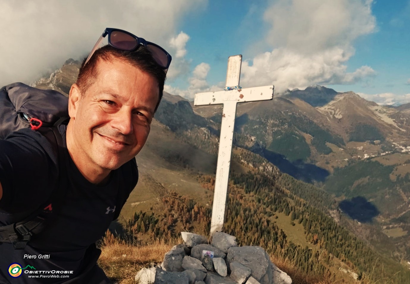 03 La mia prima volta alla croce di vetta del Pizzo Badile (2044 m).jpg